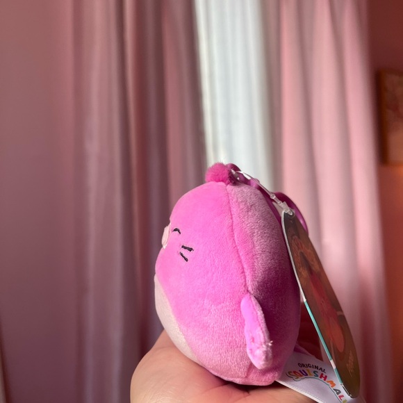 3.5 squishmallows™ pepper  clip-on NWT - Picture 3 of 4